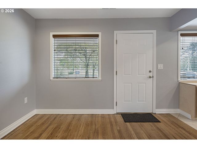 6811 Se 87TH Ave, Portland, OR 97266