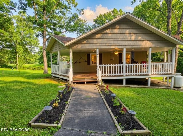 1250 Darrow Ridge Rd, Jamestown, TN 38556
