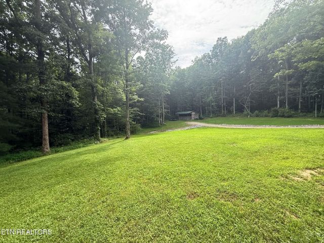 1250 Darrow Ridge Rd, Jamestown, TN 38556