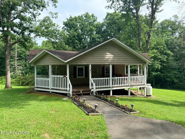1250 Darrow Ridge Rd, Jamestown, TN 38556