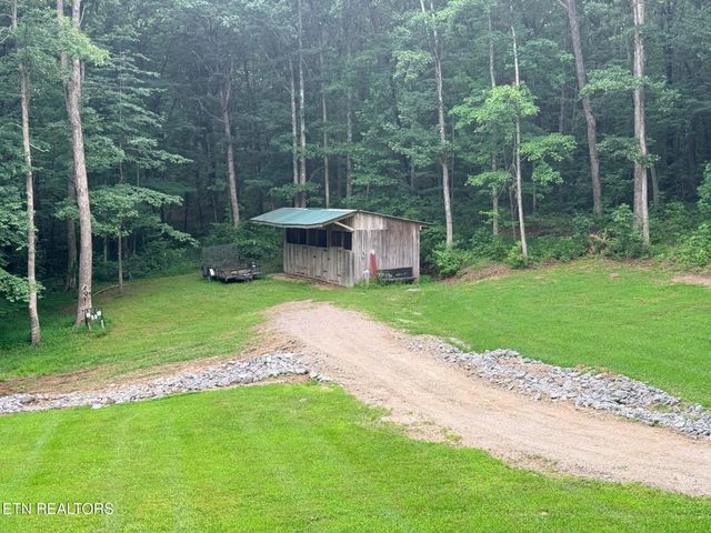 1250 Darrow Ridge Rd, Jamestown, TN 38556
