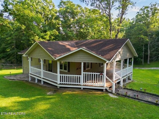 1250 Darrow Ridge Rd, Jamestown, TN 38556