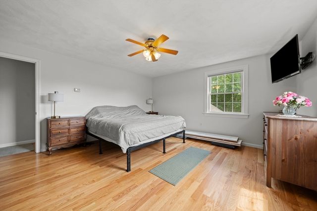 6 Burlwood Ln, Woburn, MA 01801