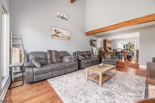 4 Campbell Dr, Hardyston Twp., NJ 07419