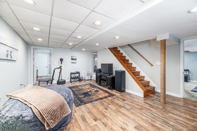 4 Campbell Dr, Hardyston Twp., NJ 07419