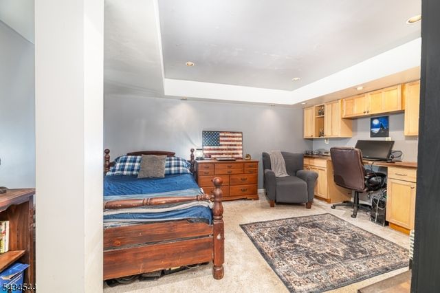 4 Campbell Dr, Hardyston Twp., NJ 07419