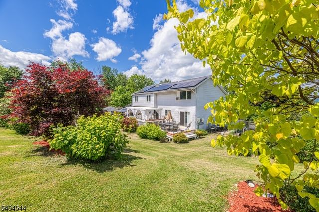 4 Campbell Dr, Hardyston Twp., NJ 07419