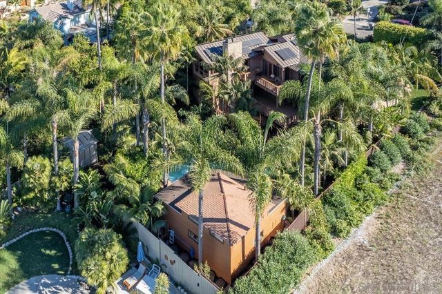 714 Passiflora Ave, Encinitas, CA 92024