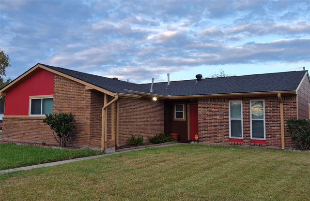 12603 S Coast Drive, Houston, TX 77047