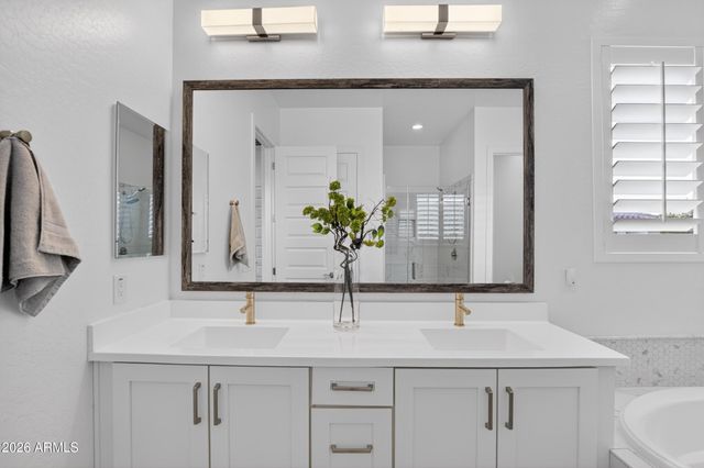 10351 E TEXAS Avenue, Mesa, AZ 85212