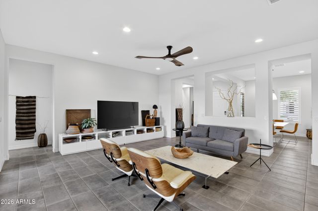 10351 E TEXAS Avenue, Mesa, AZ 85212