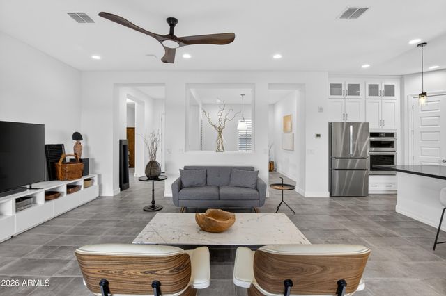 10351 E TEXAS Avenue, Mesa, AZ 85212