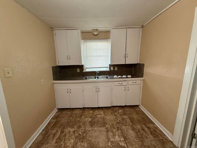 219 Wood Street, Hot Springs, AR 71913