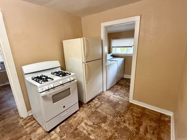 219 Wood Street, Hot Springs, AR 71913