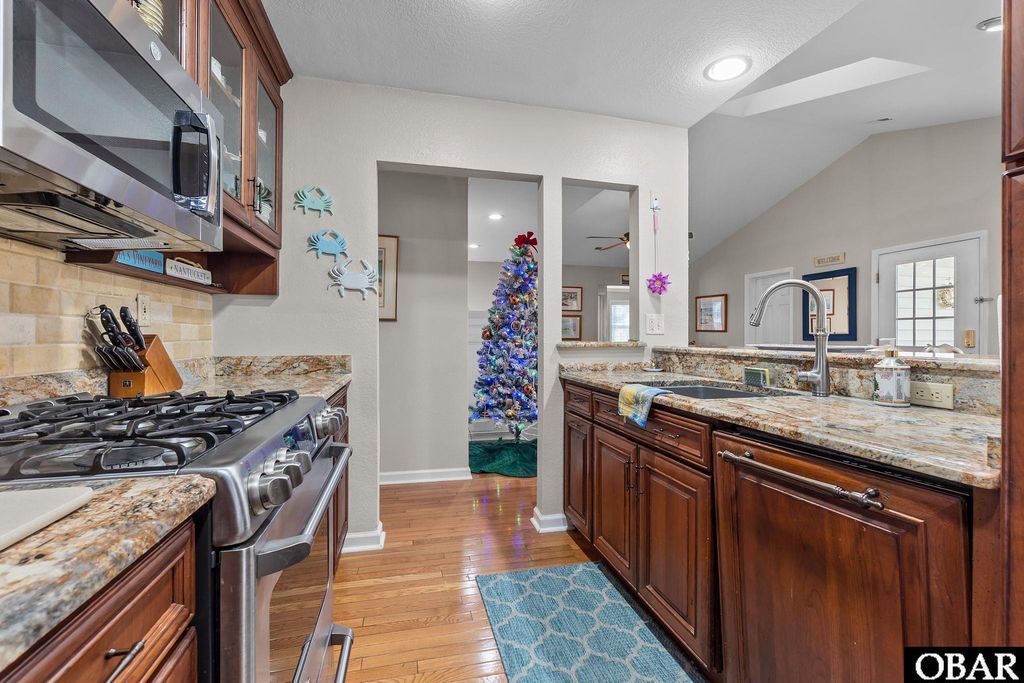 Image 12 of property listing at 27 Juniper Trail Lot 13, Southern Shores, NC 27949