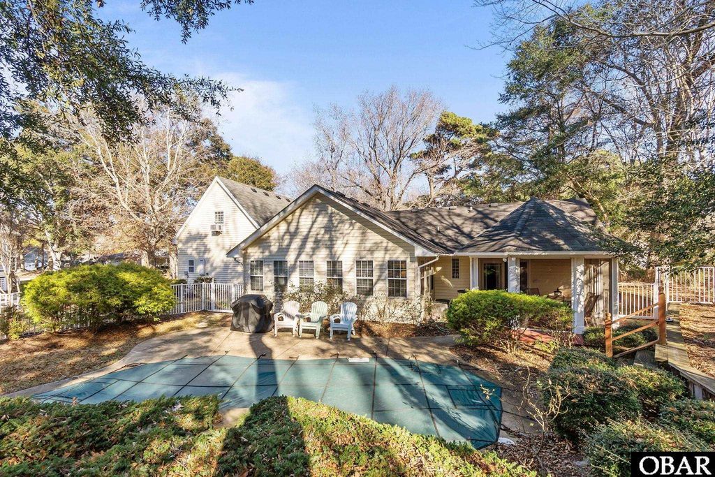 Image 3 of property listing at 27 Juniper Trail Lot 13, Southern Shores, NC 27949