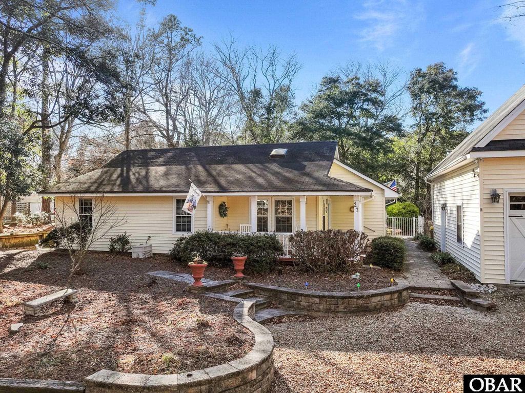 Image 4 of property listing at 27 Juniper Trail Lot 13, Southern Shores, NC 27949