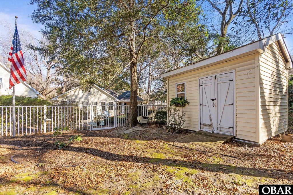 Image 36 of property listing at 27 Juniper Trail Lot 13, Southern Shores, NC 27949