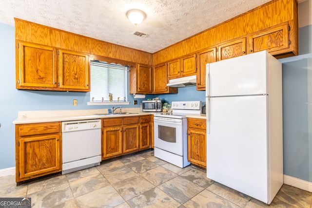 8397 Willows Terrace, Riverdale, GA 30274