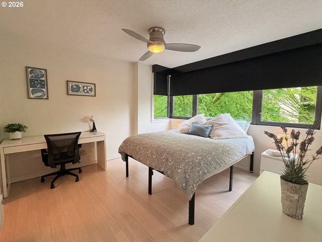 2020 Sw MAIN St 402, Portland, OR 97205