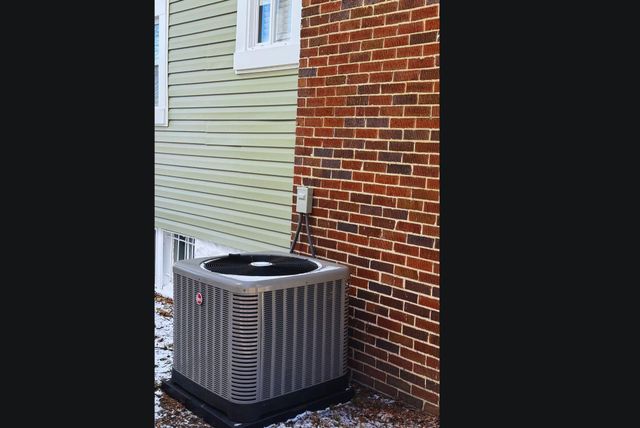 16210 Inverness Street, Detroit, MI 48221