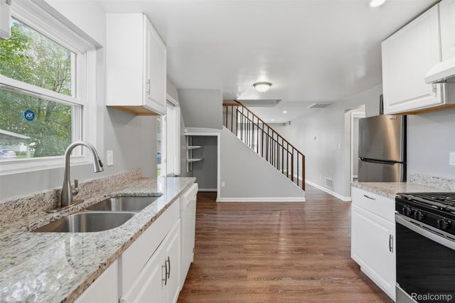 3050 Grayson Street, Ferndale, MI 48220