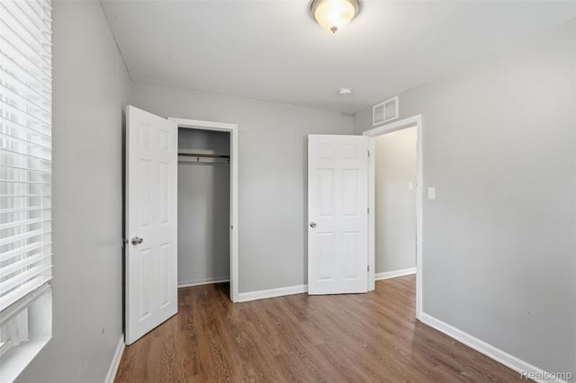 3050 Grayson Street, Ferndale, MI 48220