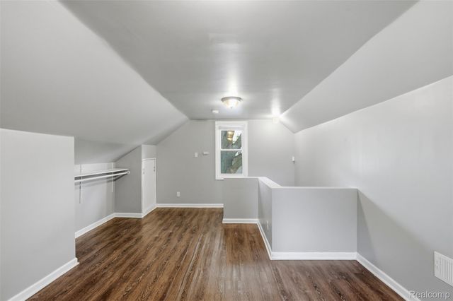 3050 Grayson Street, Ferndale, MI 48220
