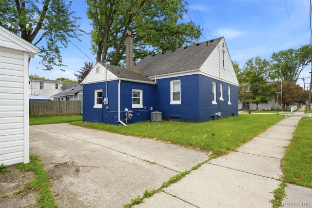 3050 Grayson Street, Ferndale, MI 48220