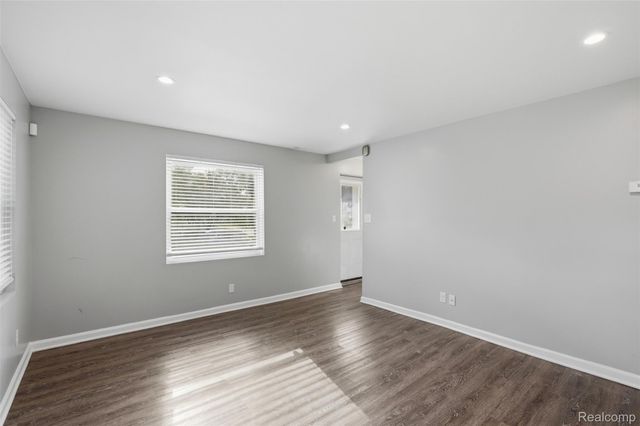 3050 Grayson Street, Ferndale, MI 48220