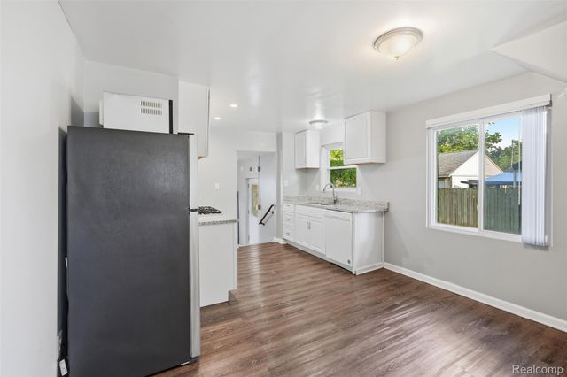 3050 Grayson Street, Ferndale, MI 48220
