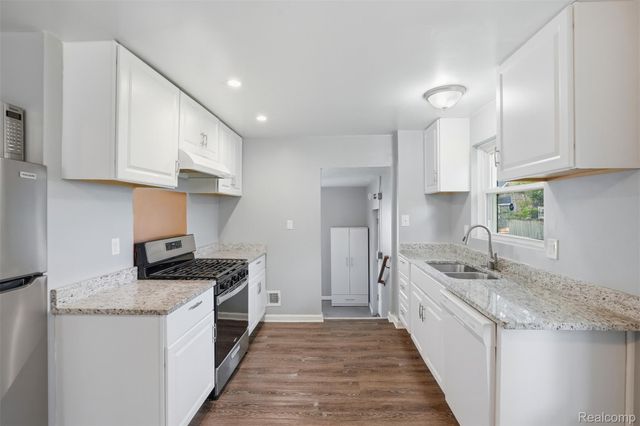 3050 Grayson Street, Ferndale, MI 48220
