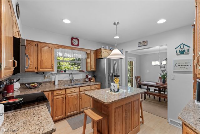 55899 Poplar Drive, Bellaire, OH 43906