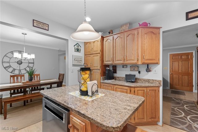 55899 Poplar Drive, Bellaire, OH 43906