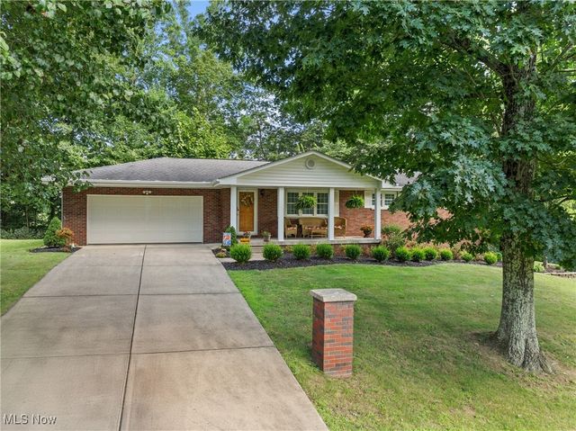 55899 Poplar Drive, Bellaire, OH 43906