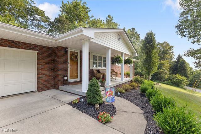 55899 Poplar Drive, Bellaire, OH 43906