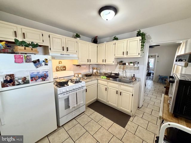 200 S HARRISON ST, Wilmington, DE 19805