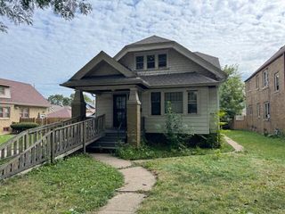 2726 N 56th STREET #2726A, Milwaukee, WI 53210