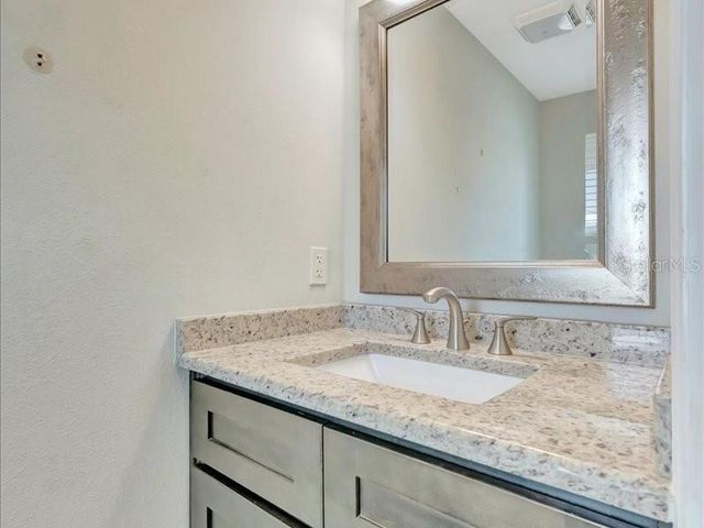 2529 CROTON AVENUE, Sarasota, FL 34239