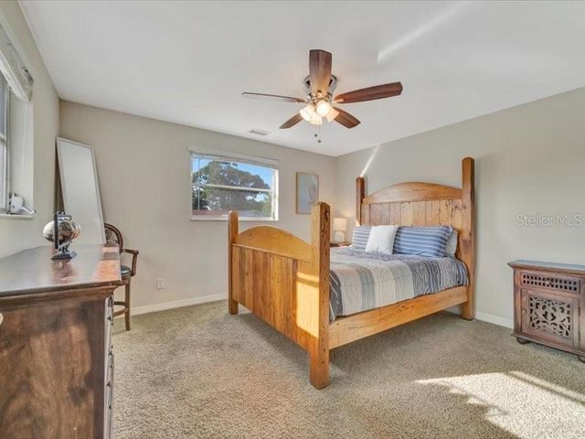 2529 CROTON AVENUE, Sarasota, FL 34239