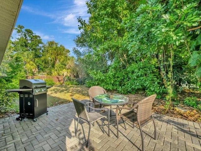 2529 CROTON AVENUE, Sarasota, FL 34239