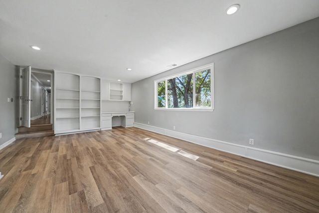 14600 Lupe Rd, Pine Grove, CA 95665