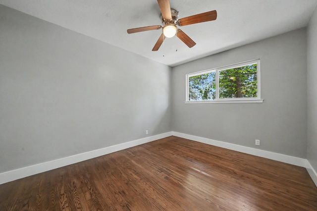 14600 Lupe Rd, Pine Grove, CA 95665