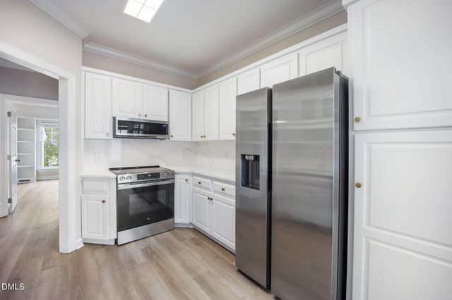 202 Chattel Close, Cary, NC 27518