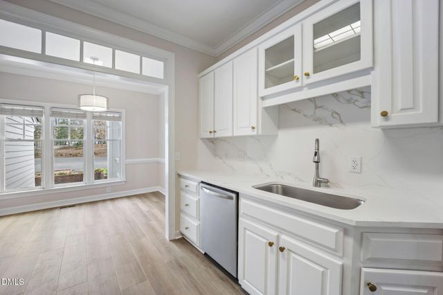 202 Chattel Close, Cary, NC 27518