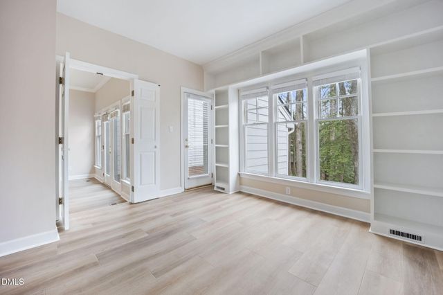 202 Chattel Close, Cary, NC 27518