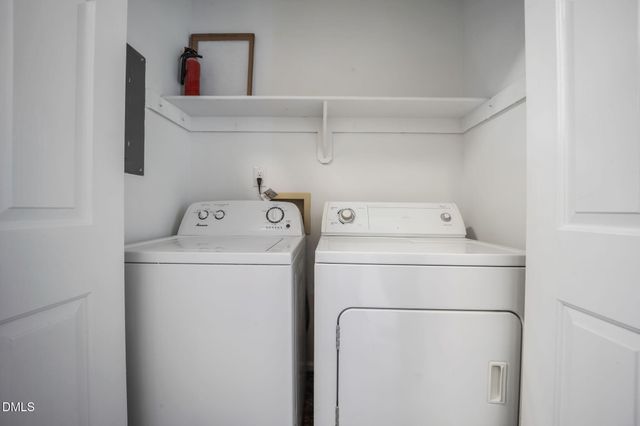 202 Chattel Close, Cary, NC 27518