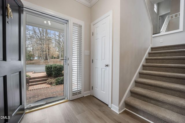 202 Chattel Close, Cary, NC 27518