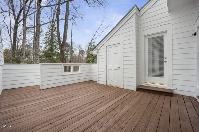 202 Chattel Close, Cary, NC 27518