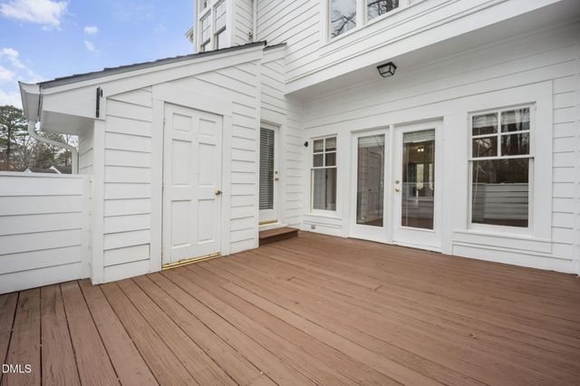 202 Chattel Close, Cary, NC 27518